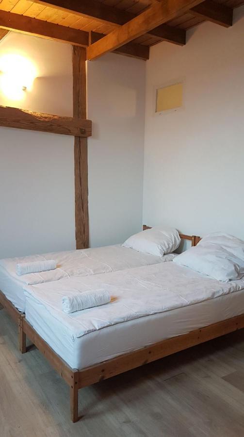 Dziewanna Apartment Brzeziniec Bagian luar foto